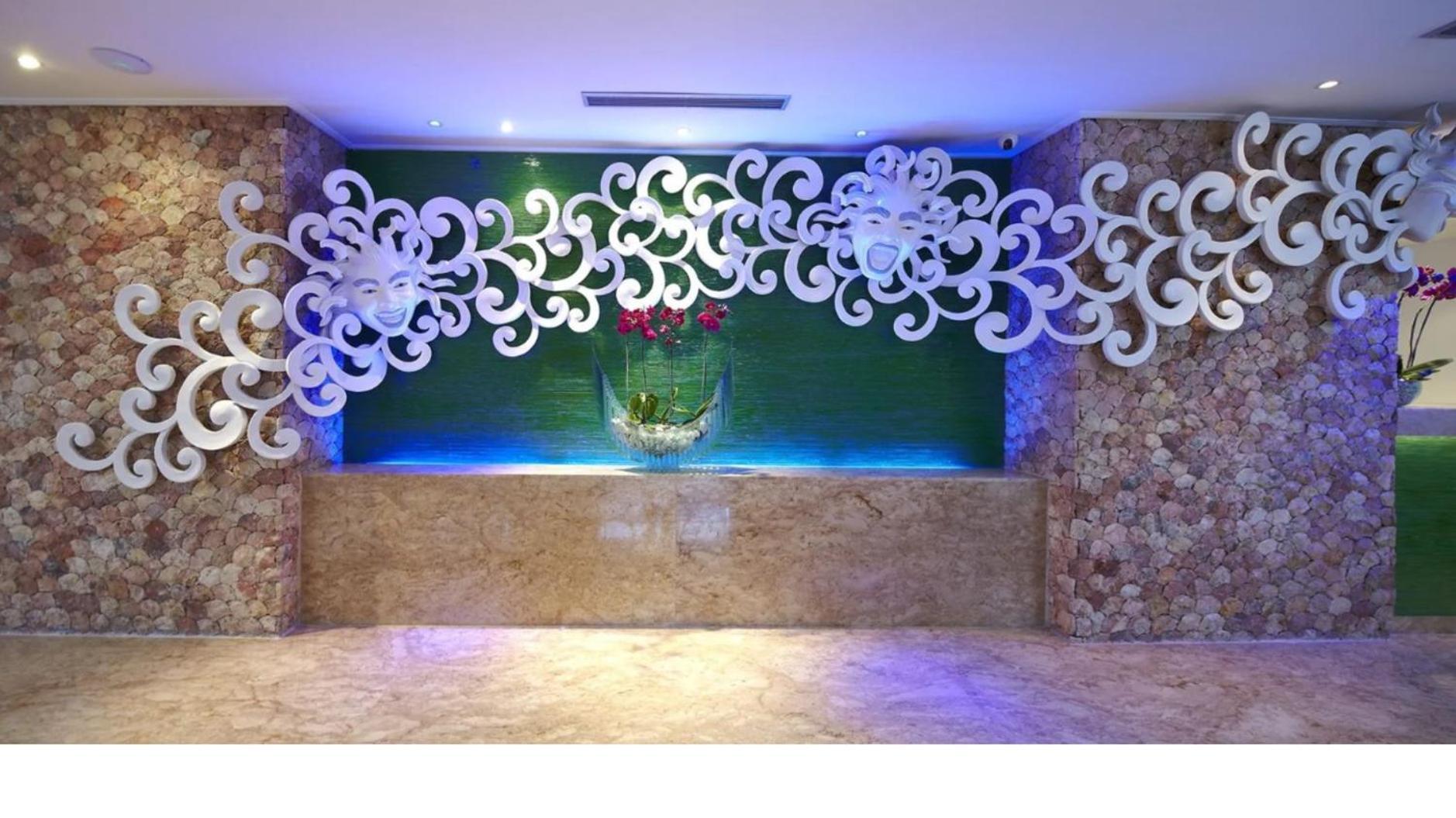 Kuta Angel Hotel エクステリア 写真